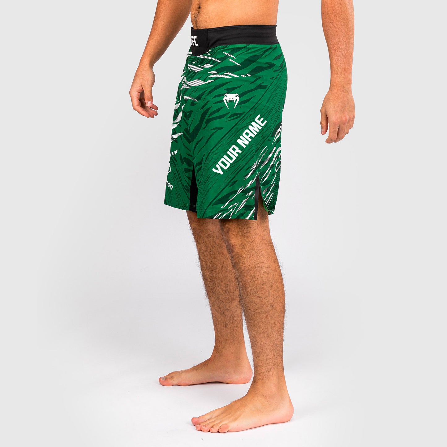 UFC Fusion by Venum Personalizados Authentic Fight Night Shorts de Lucha para Hombre - Ajuste Largo - Verde
