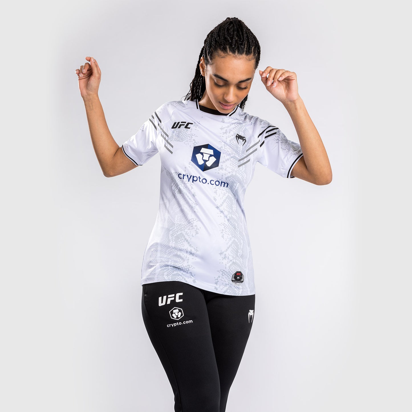 UFC Adrenaline by Venum Authentic Fight Night T-shirt Walkout para Mujer - Blanco