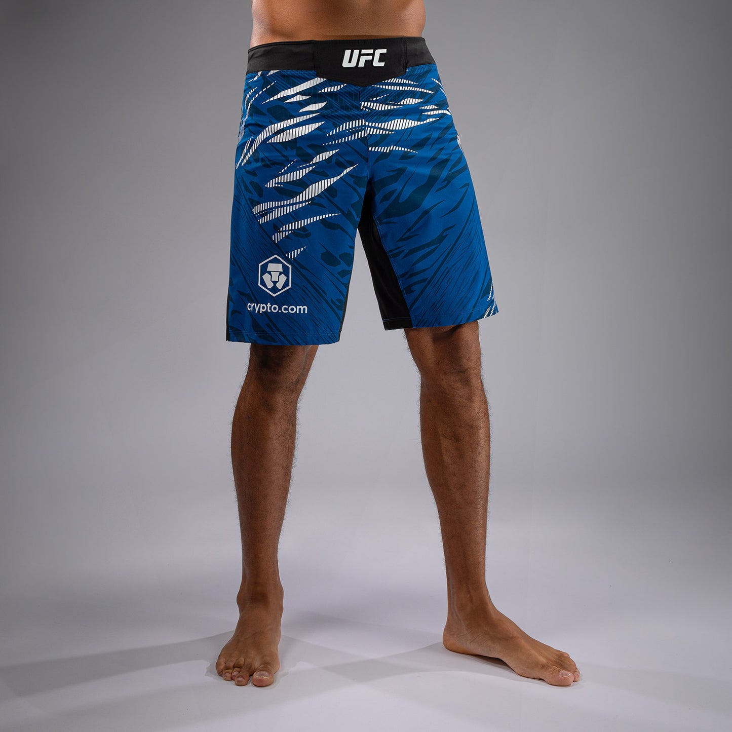 UFC Fusion by Venum Authentic Fight Night Shorts de Lucha para Hombre - Ajuste Largo - Azul