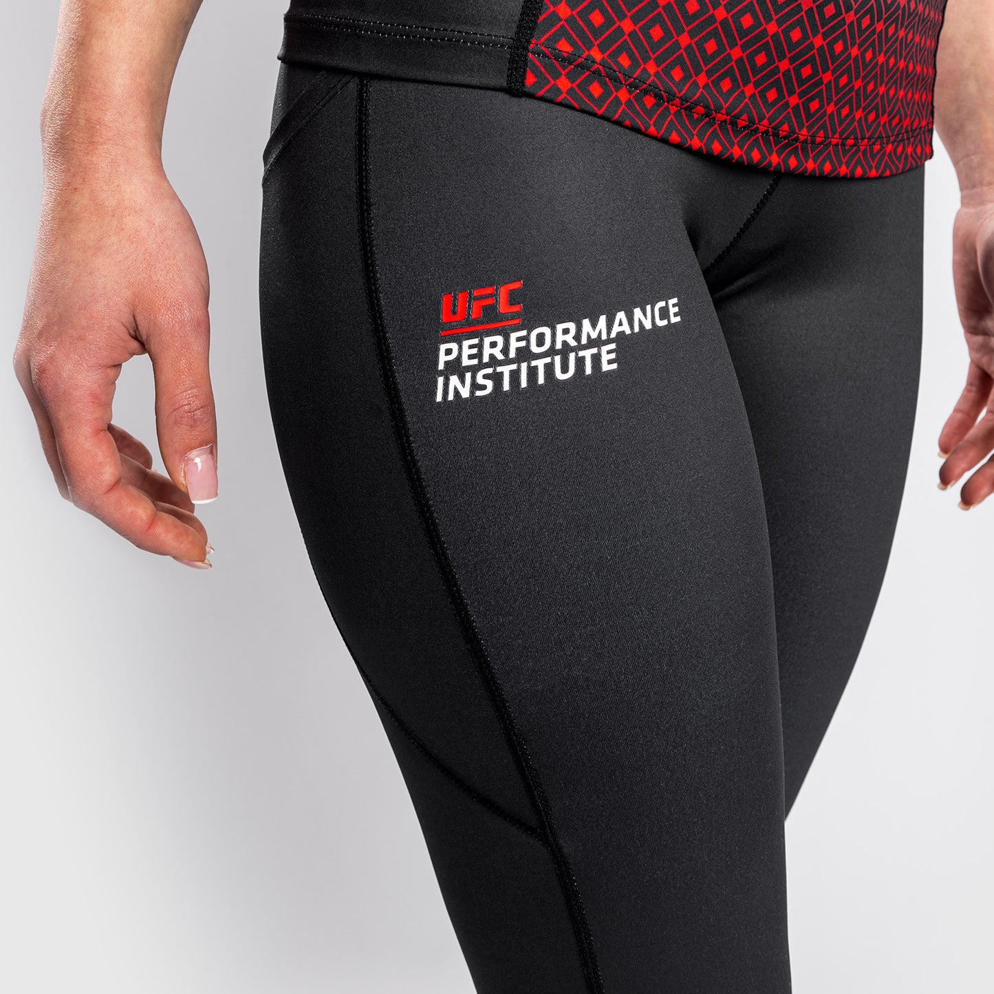 Leggings Venum UFC Performance Institute - Negro/Rojo