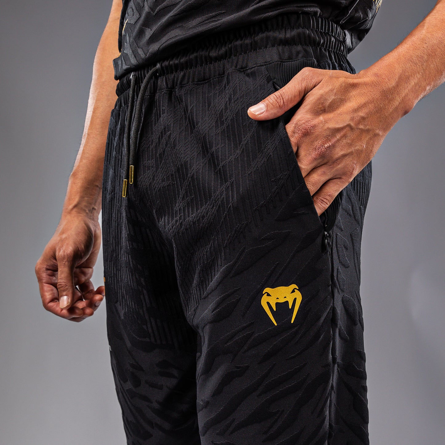UFC Fusion by Venum Authentic Fight Night Pantalón para Hombre - Champion