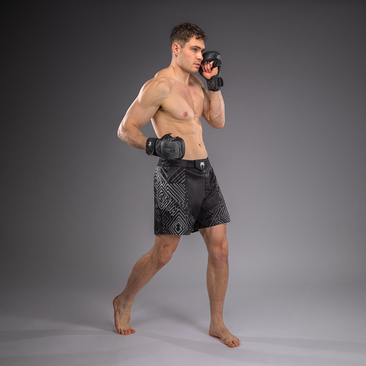 Venum Midnight Fury Short de Combate – Negro/Gris/Plata