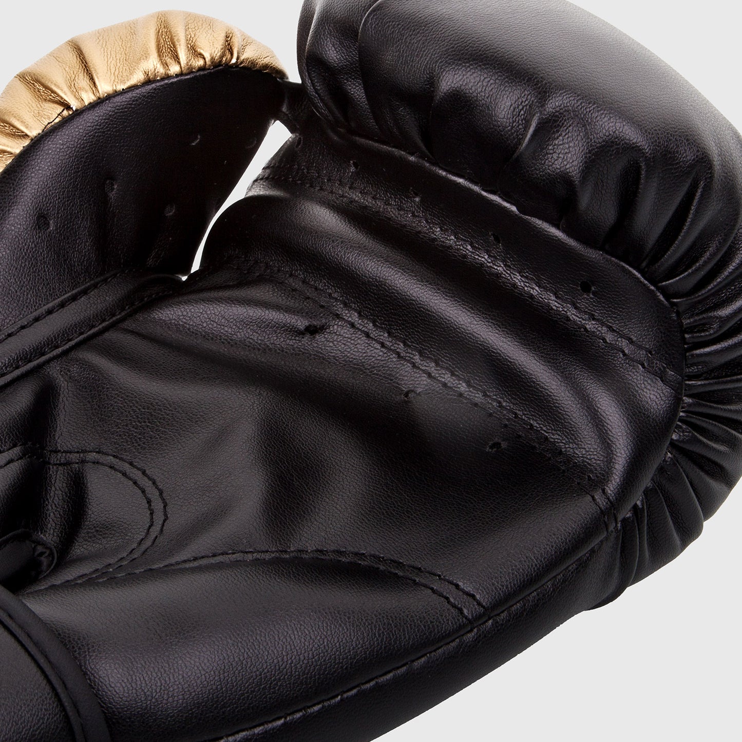 Guantes de Boxeo de Competición Venum  - Negro/Gold