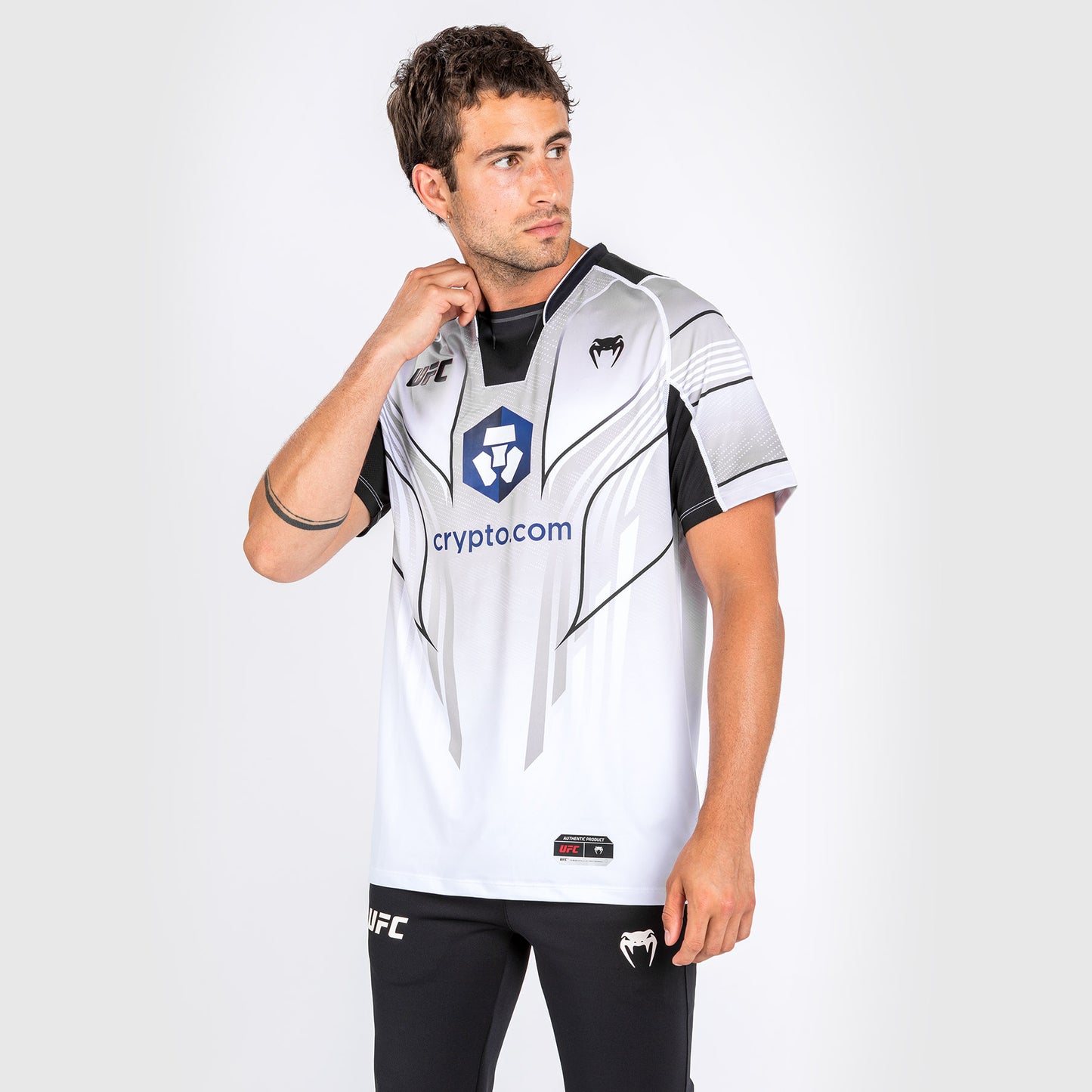 Camiseta UFC Venum Authentic Fight Night 2.0 Hombre - Blanco