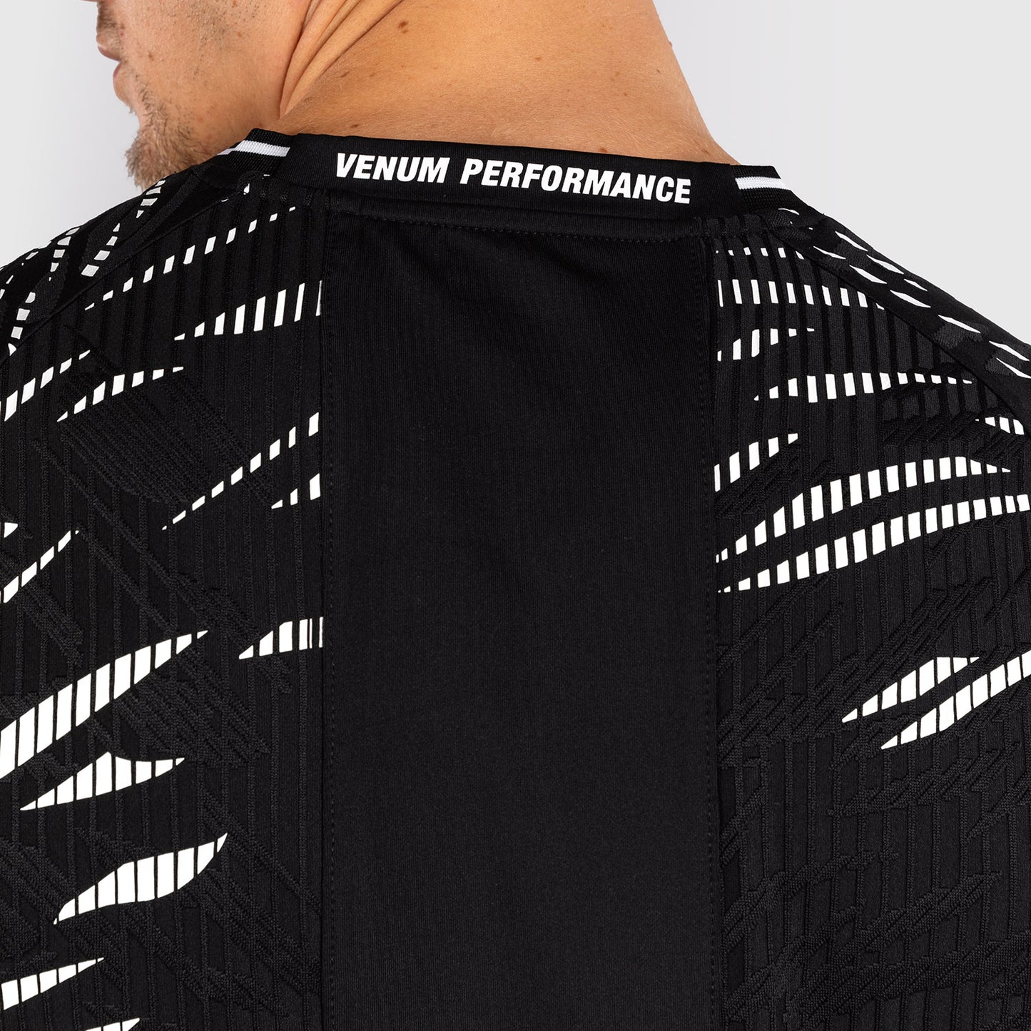 UFC Fusion by Venum Personalizados Authentic Fight Night Camiseta de Salida para Hombre - Negro