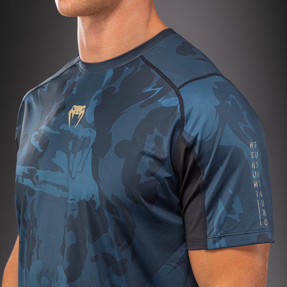Jujutsu Kaisen x Venum Fushiguro Camiseta Dry-Tech – Azul Océano