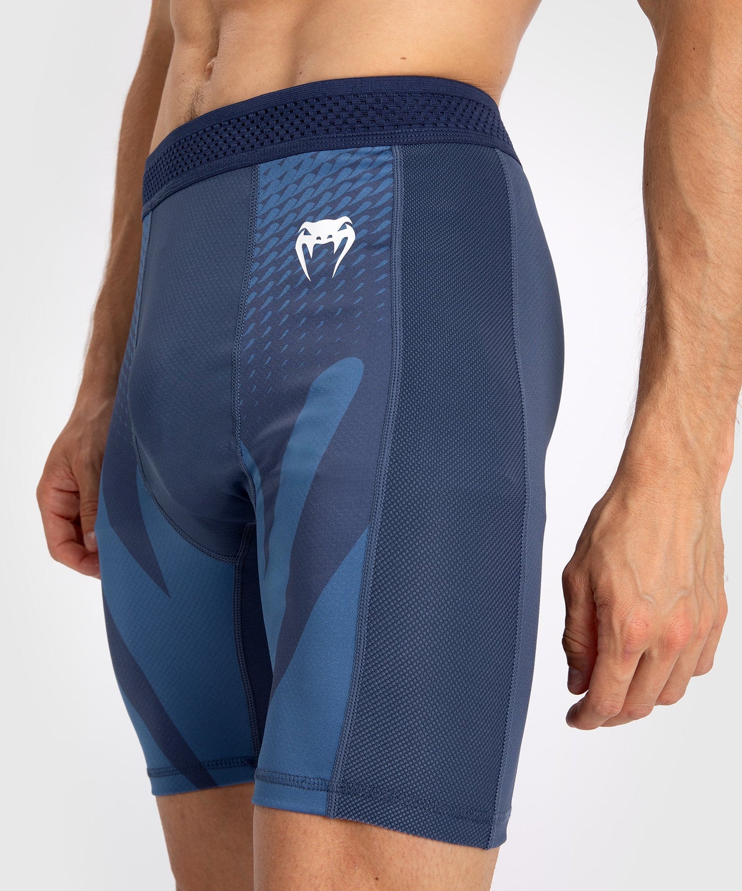 Venum Attack Vale Tudo Short para Hombre - Azul Marino