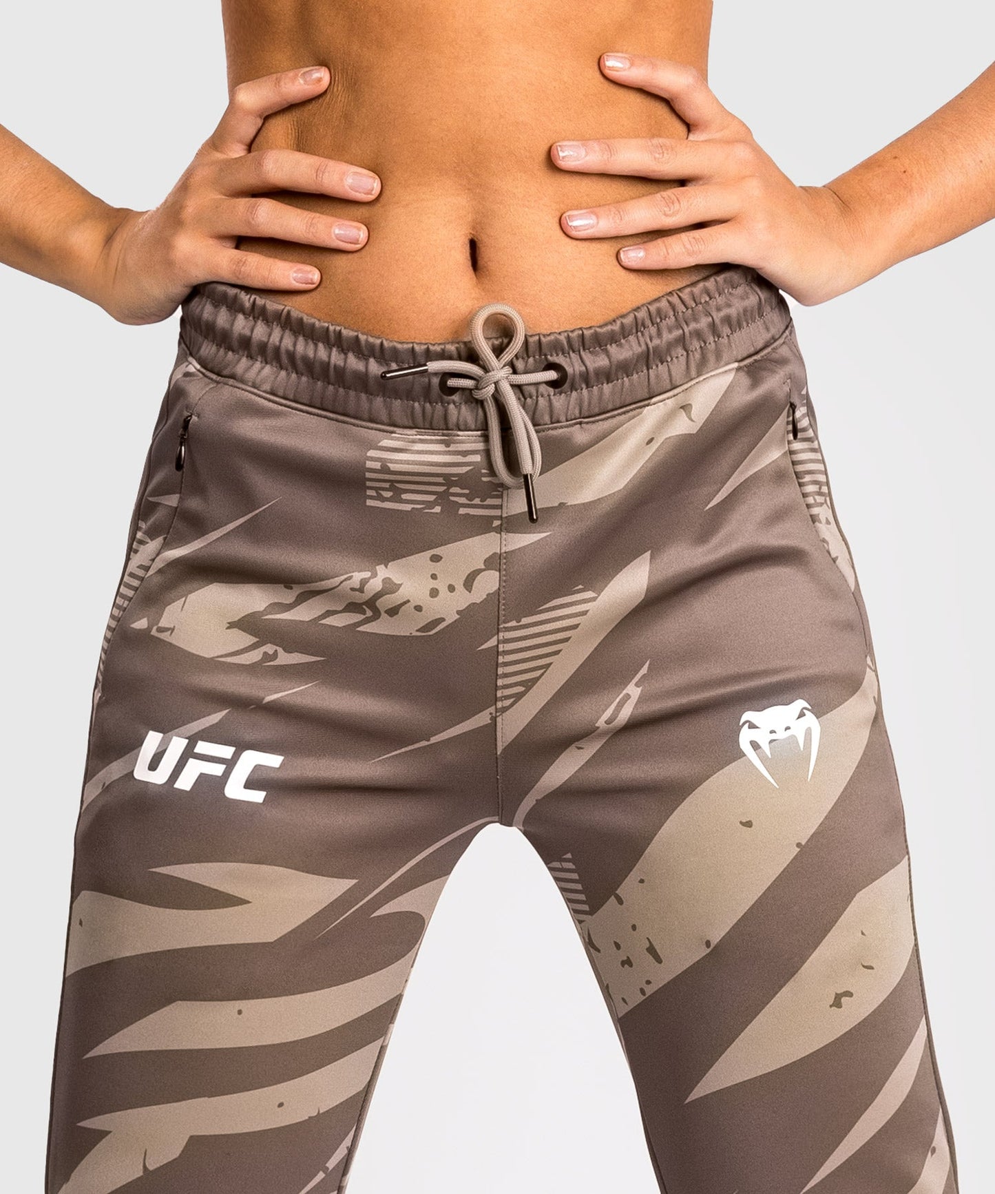 UFC Adrenaline By Venum Fight Week Pantalones de Mujer - Desert Camo