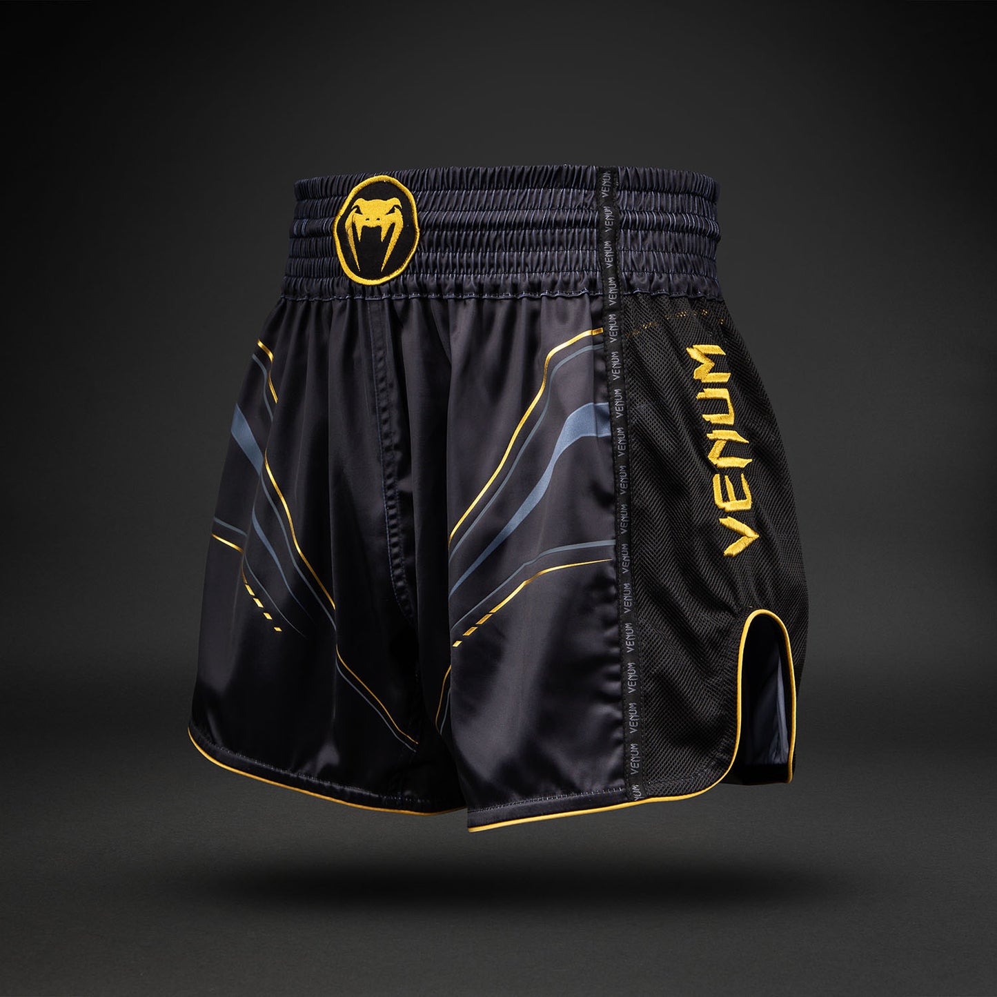 Venum Streamline Short de Muay Thai – Negro/Oro