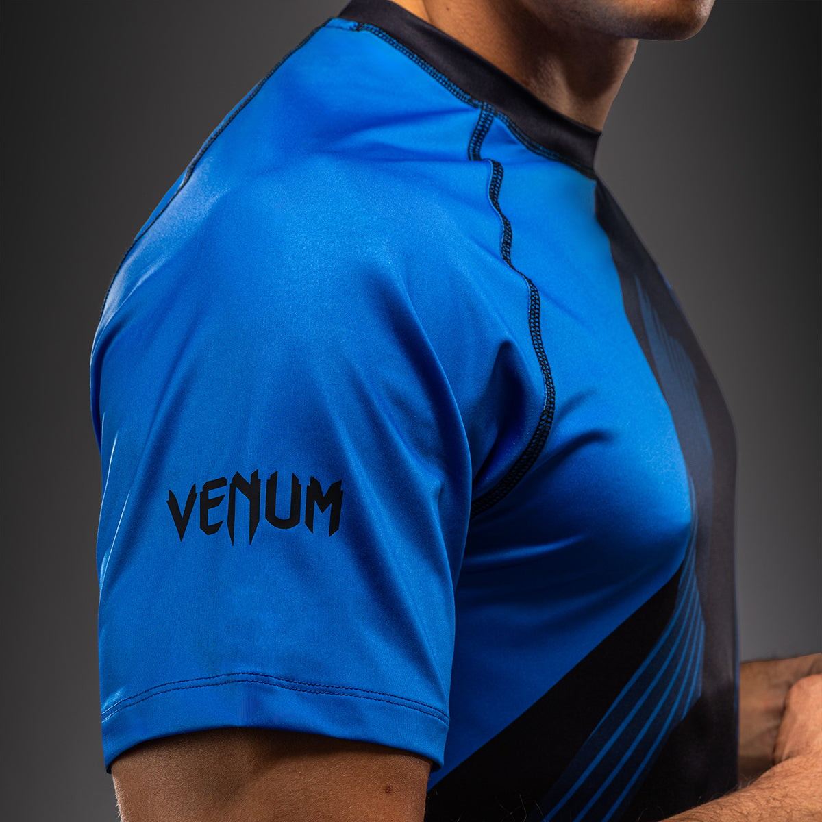 Venum No-Gi 6.0 Camiseta Dry Tech - Negro/Azul