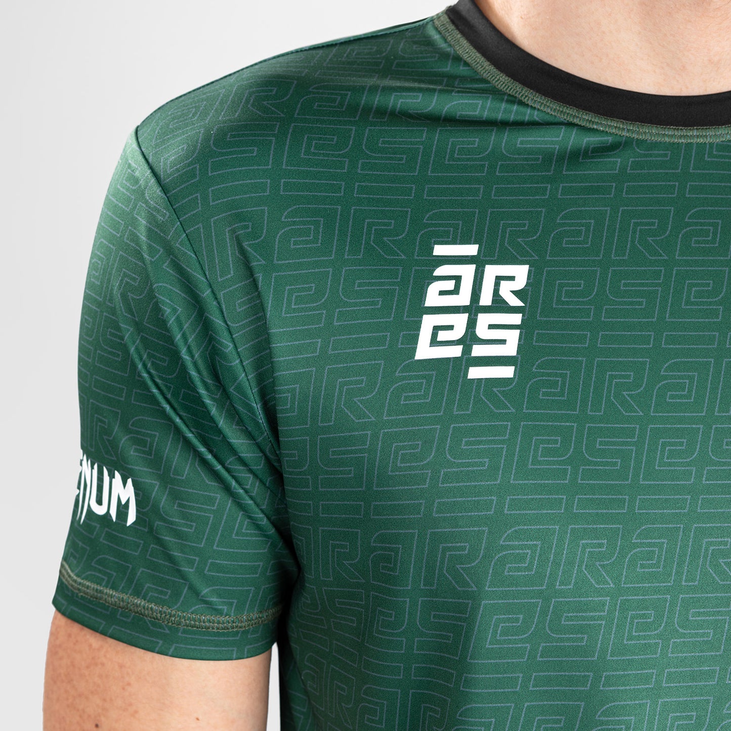 Venum x Ares 2.0 Camiseta Dry Tech - Caqui
