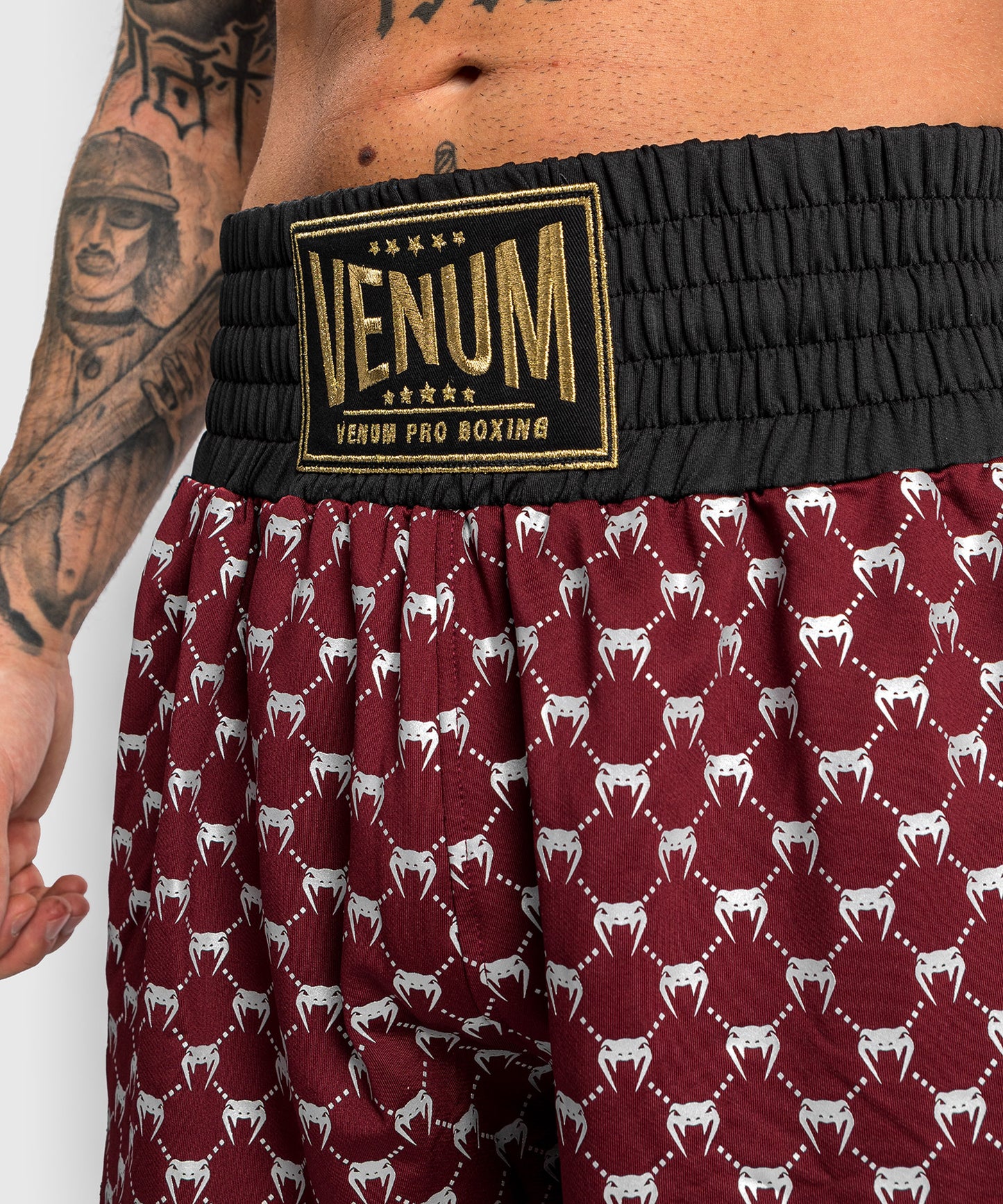 Shorts de Boxeo Venum Monogram - Negro/Borgoña