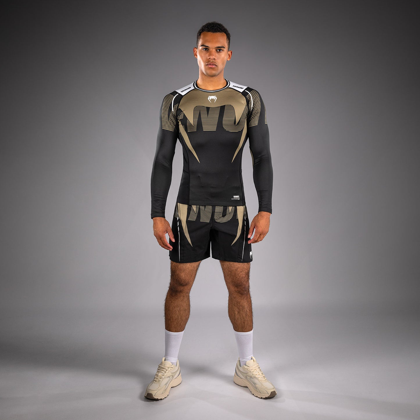 Venum Adrenaline Rashguard Manga Larga – Negro/Arena