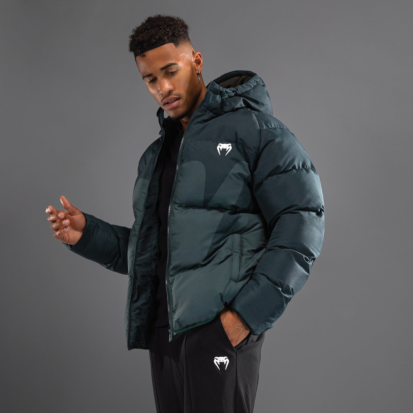 Venum Attack Chaqueta de pluma - Verde Ejército