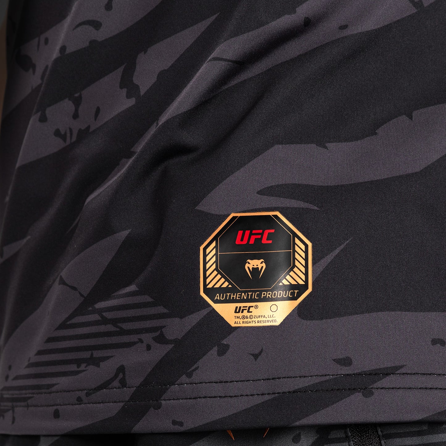 UFC Adrenaline By Venum Fight Week Camiseta Dry Tech para Hombre - Urban Camo