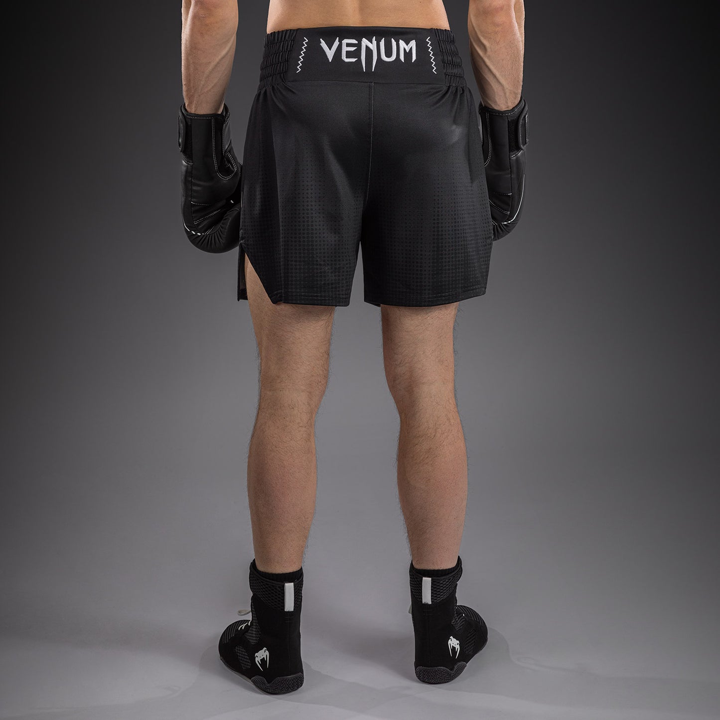 Venum Stealth Short de Boxeo – Negro/Blanco