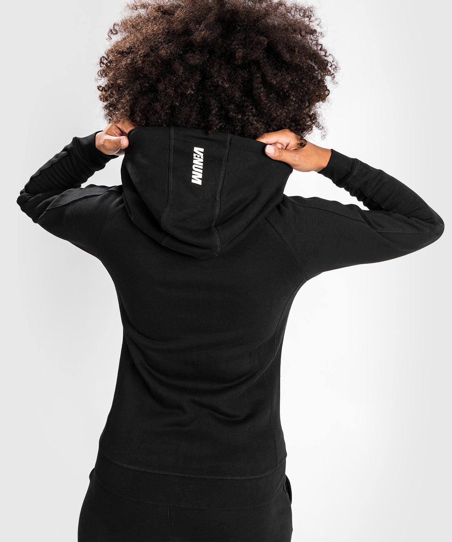 Sudadera Venum Essential - Negro