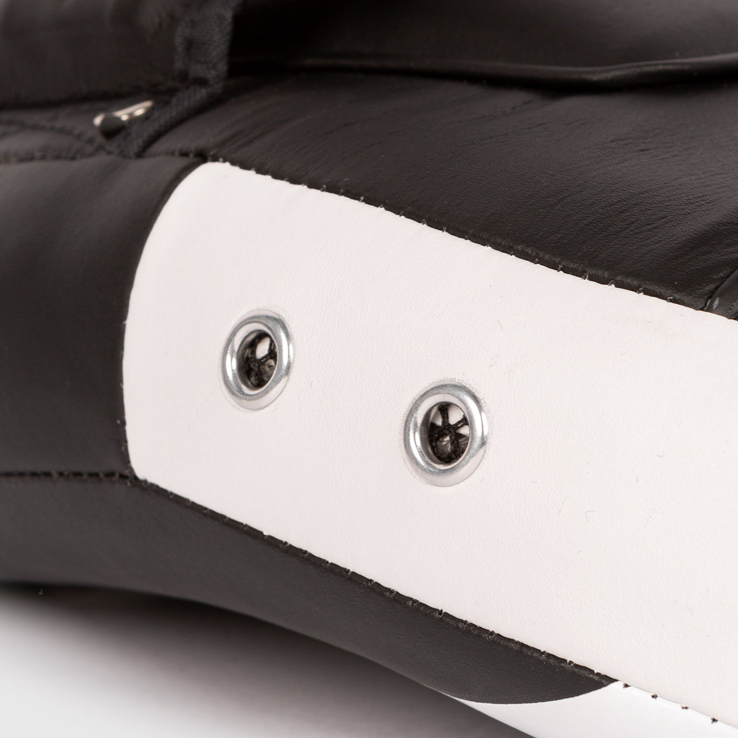 Venum Kick Boxing Gear 2.0 Micro Fibra Paos Pequeños - Negro/Blanco