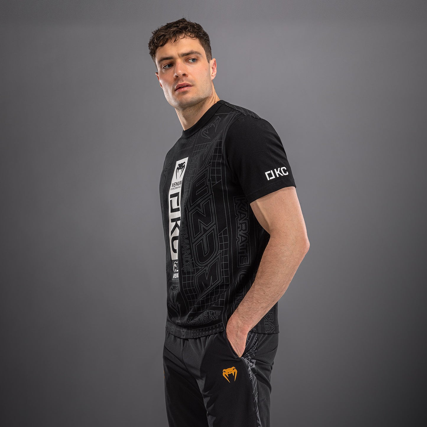 Karate Combat by Venum Camiseta – Negro/Gris