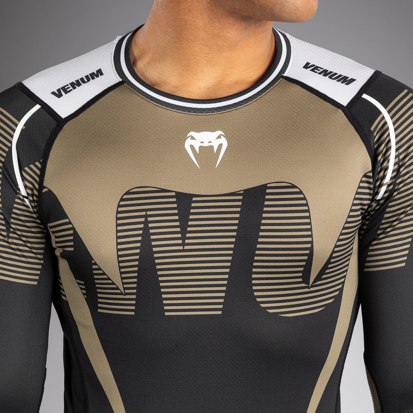Venum Adrenaline Rashguard Manga Larga – Negro/Arena