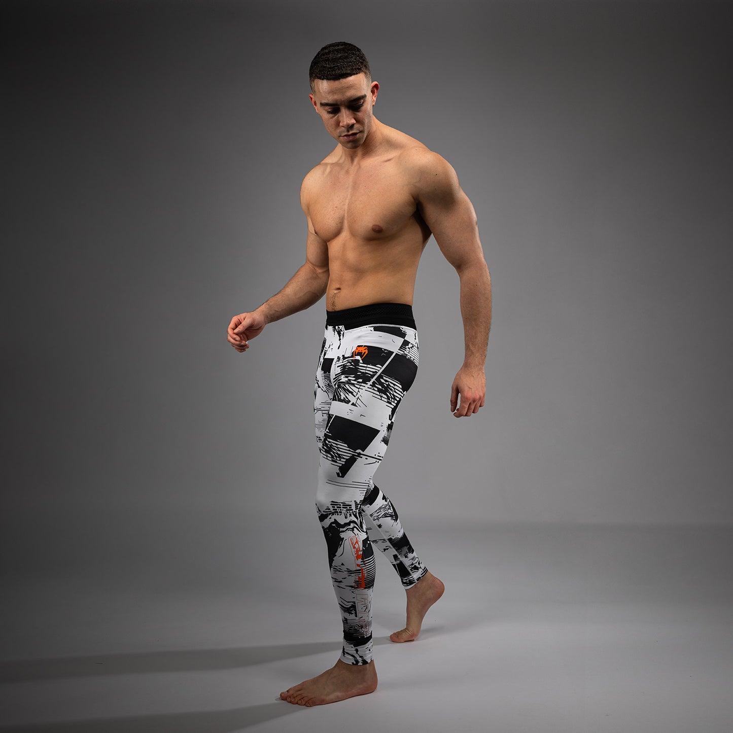 UFC Zenith by Venum Authentic Fight Week Malla Performance Hombre - Blanco