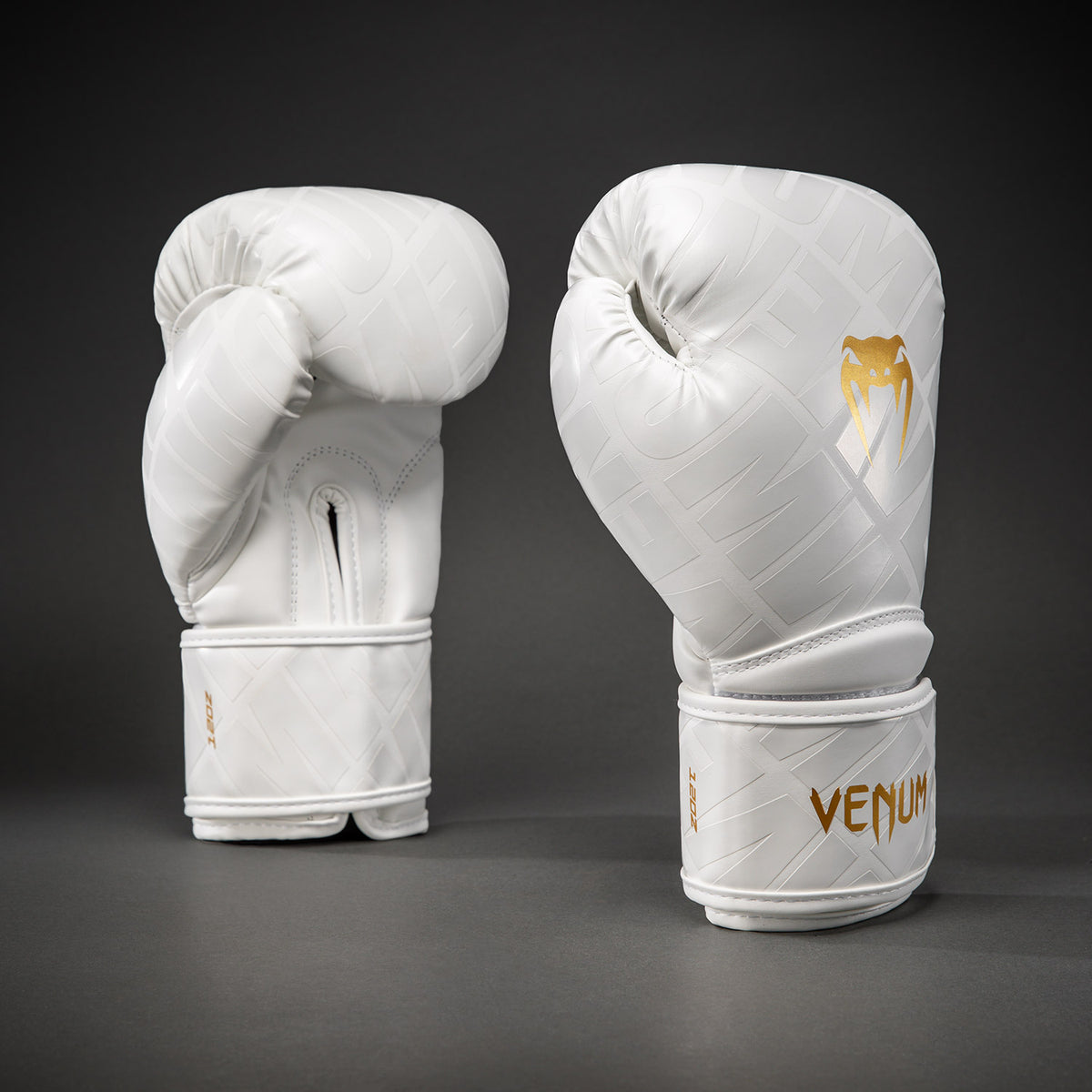 Venum Contender 1.5 XT 3D Guantes de Boxeo - Blanco/Oro