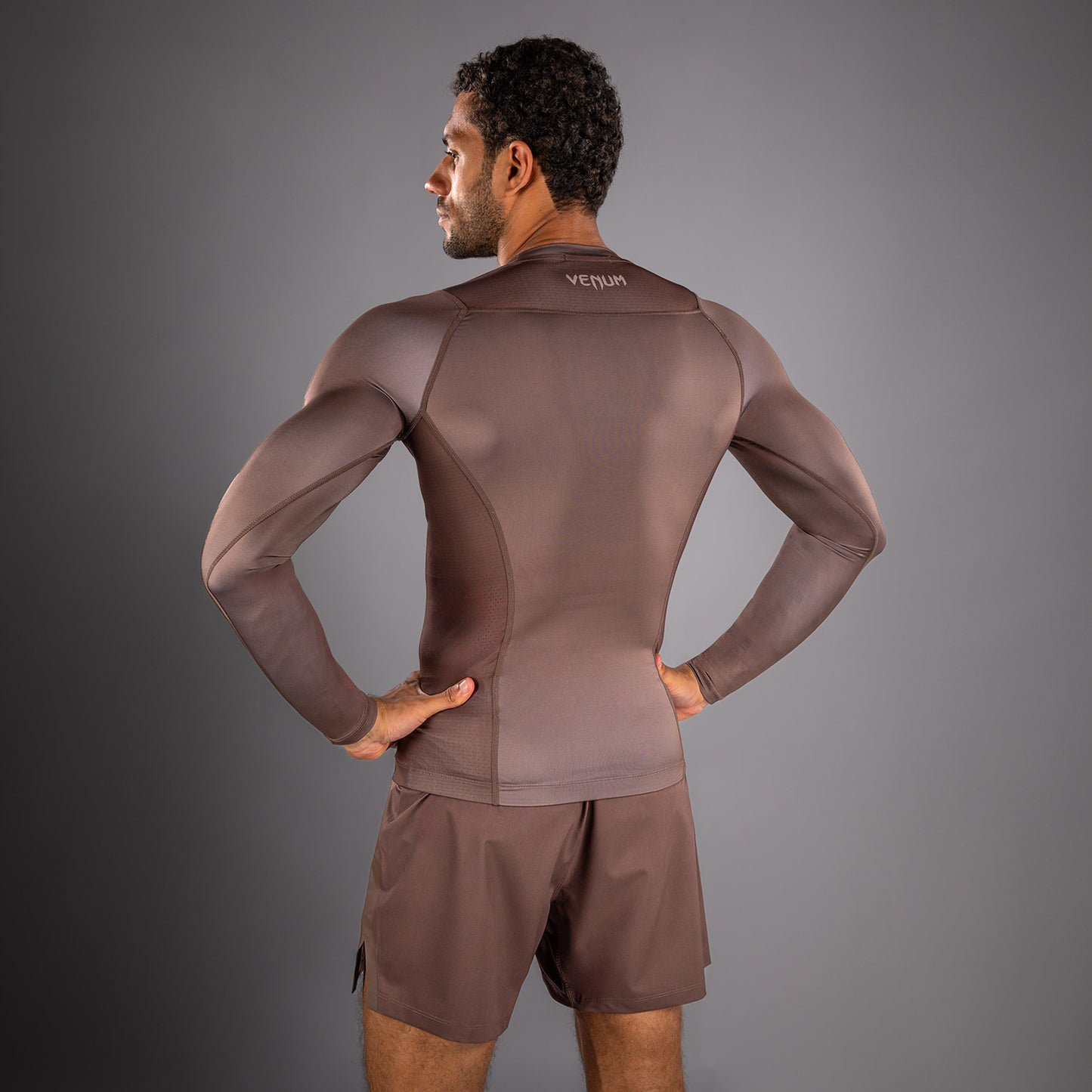 Venum No Gi Rashguards - Marrón Chocolate