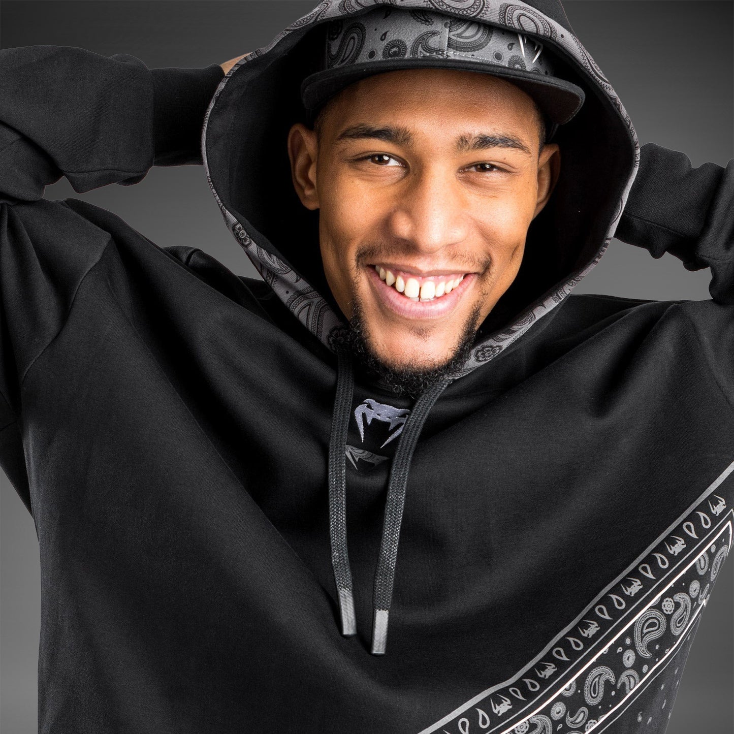 Sudadera con capucha Venum Cali 34 XL- Oversize - Negro