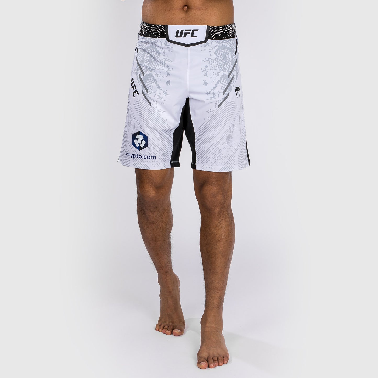 Pantalón Corto UFC Adrenaline by Venum Personalizado Authentic Fight Night, Corte Largo, Hombre - Blanco