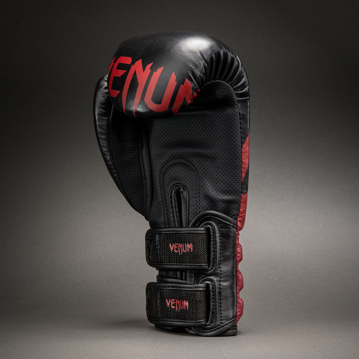 Venum Reverso Guantes de Boxeo – Negro/Rojo