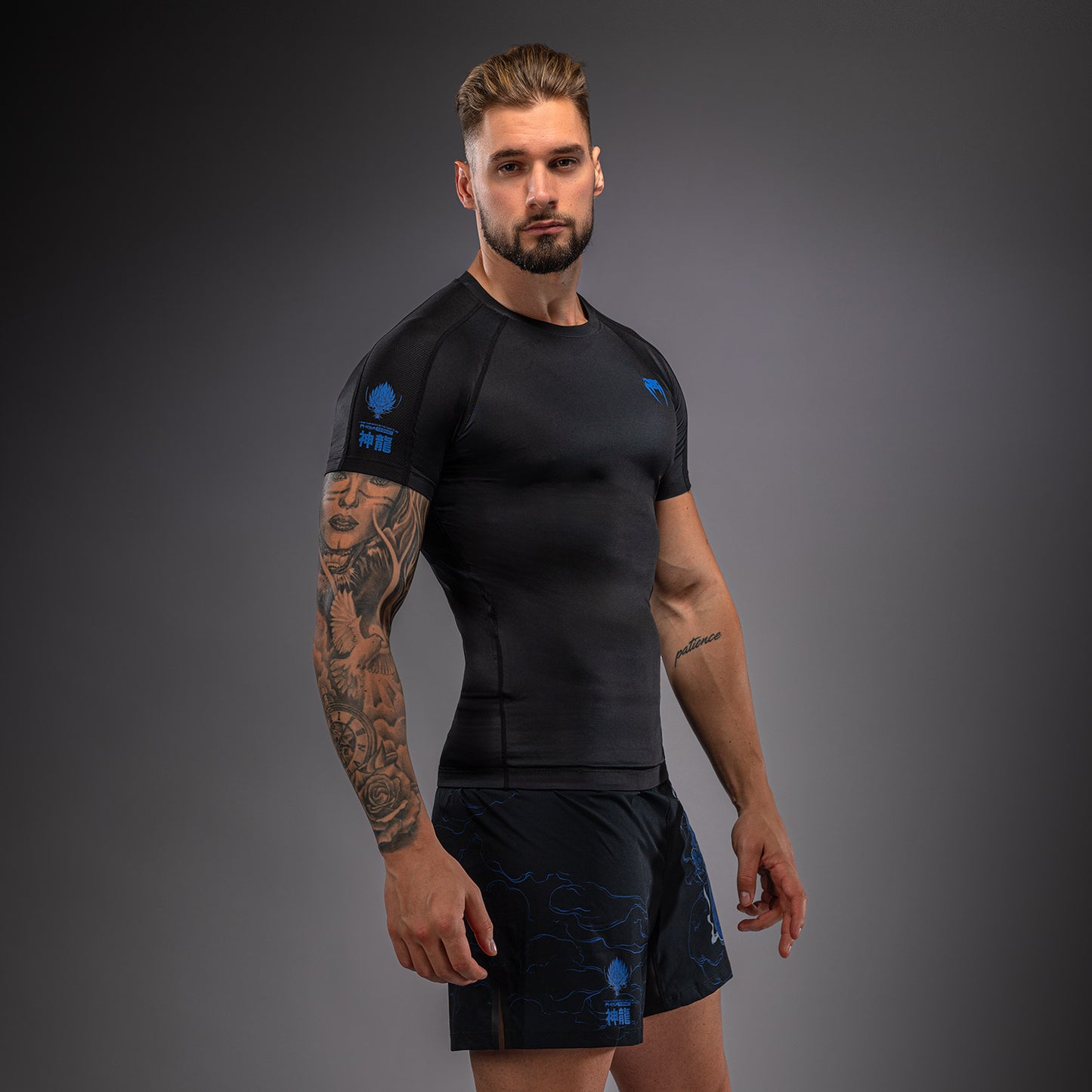 Venum Thunder Dragon Rashguard Manga Corta – Negro/Azul Real