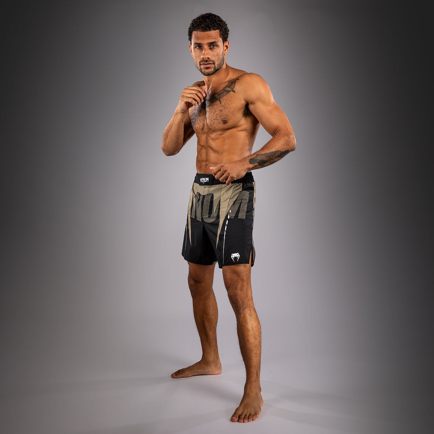 Venum Adrenaline Pantalones Cortos de Lucha – Negro/Arena