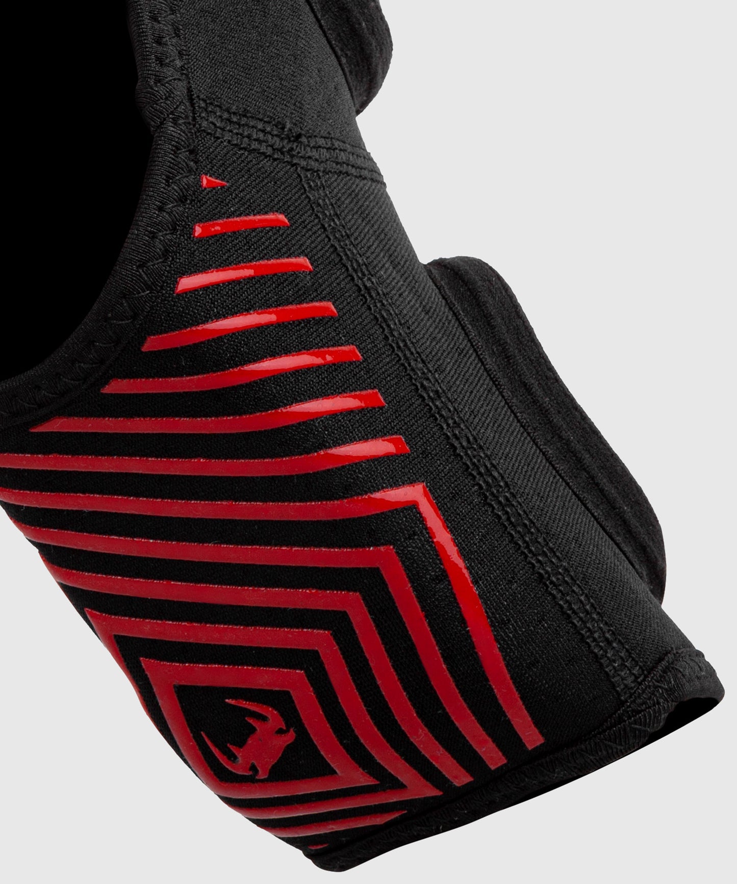 Espinilleras Venum Kontact Evo - Negro/Rojo