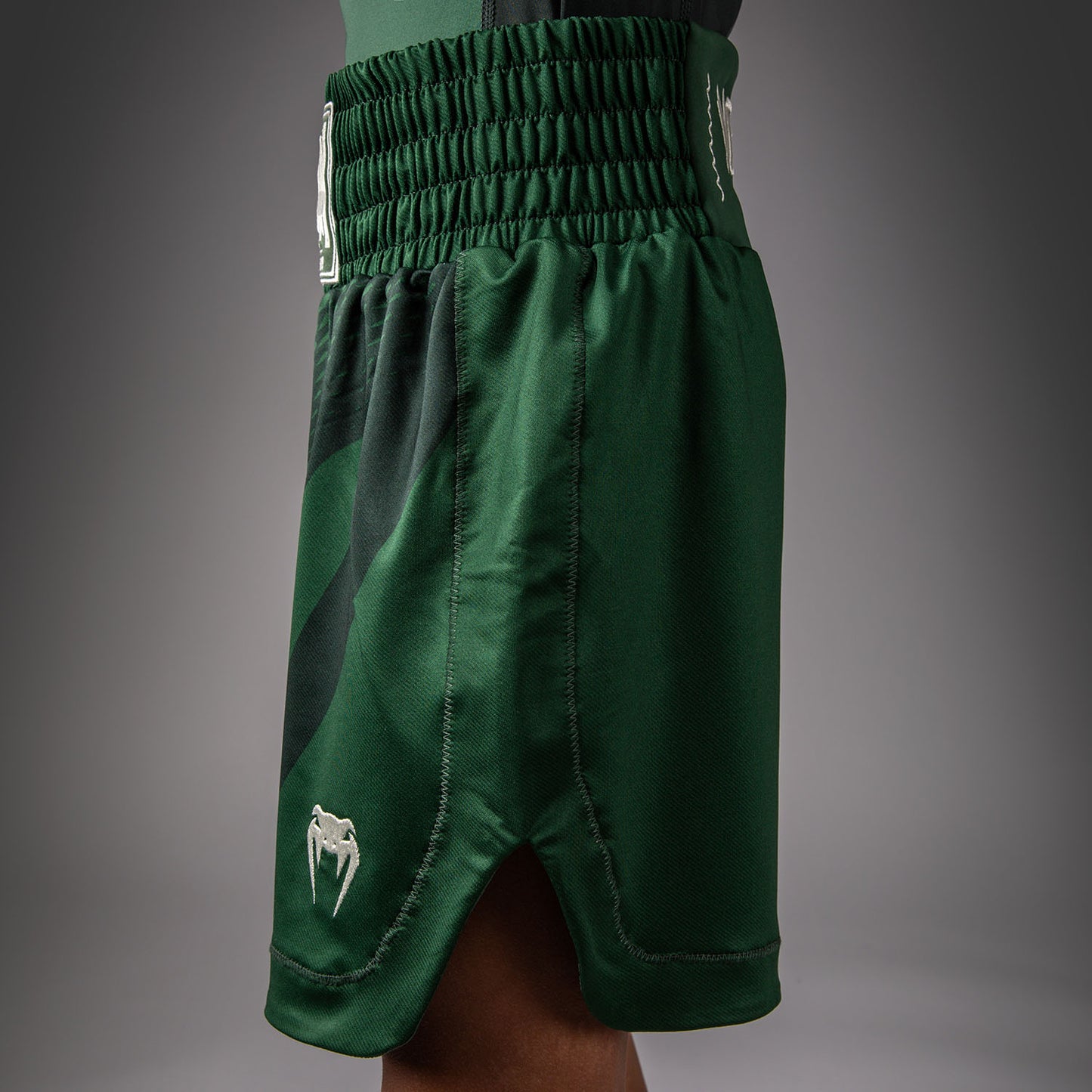 Venum Attack Pantalones Cortos de Boxeo Infantil - Verde Bosque/ Blanco Roto