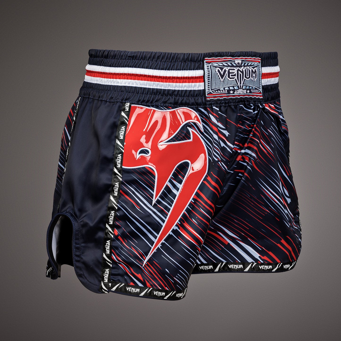 Venum Giant Muay Thai Pantalones Cortos - Rojo