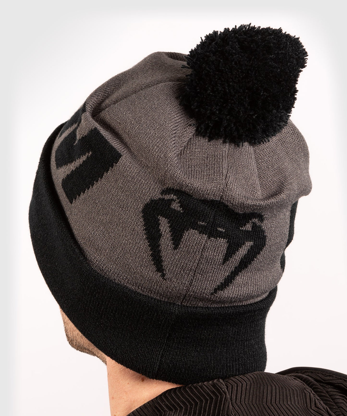 Gorro Venum Elite con pompón - Gris/Negro