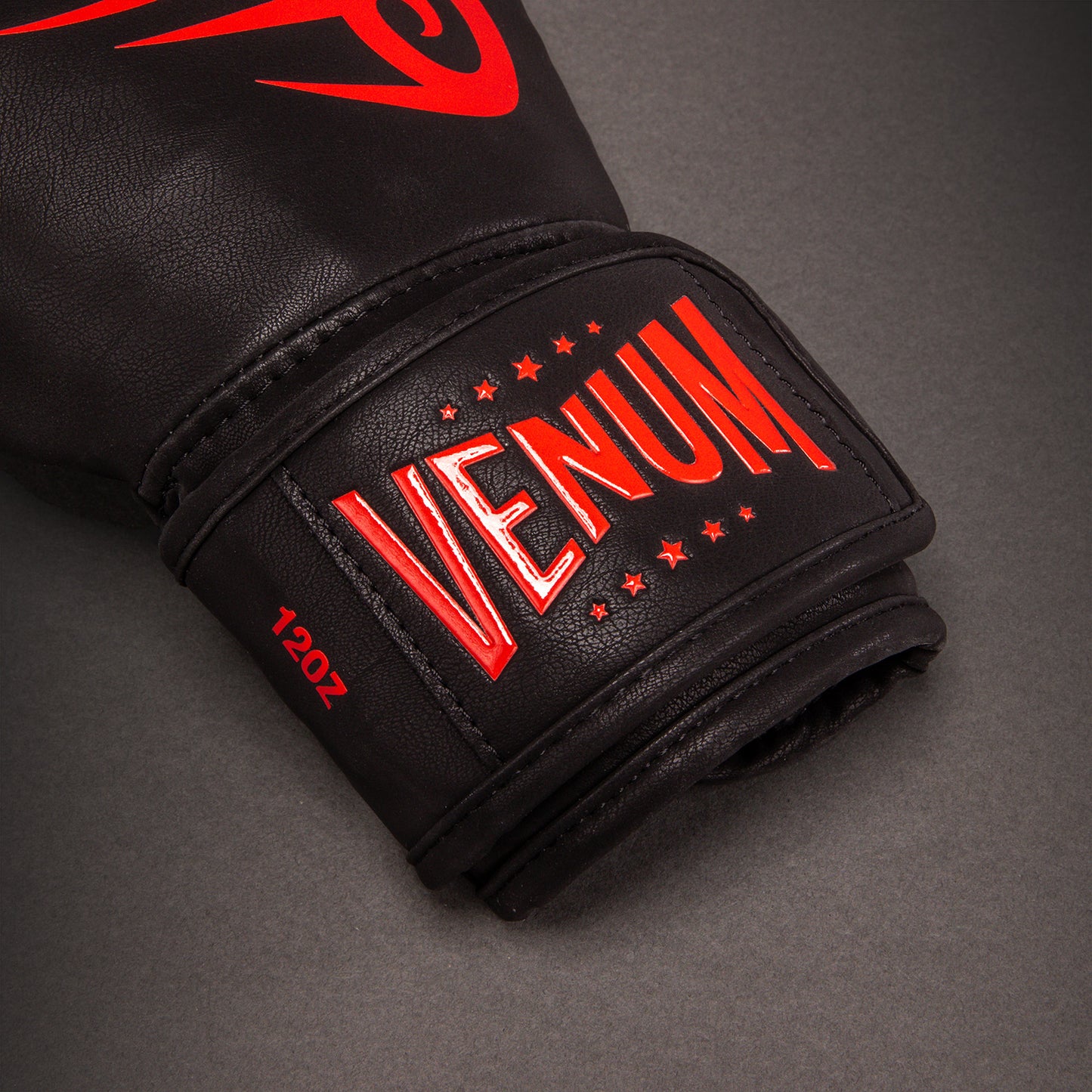 Venum Mike Tyson Guantes de Boxeo Réplica – Negro/Rojo