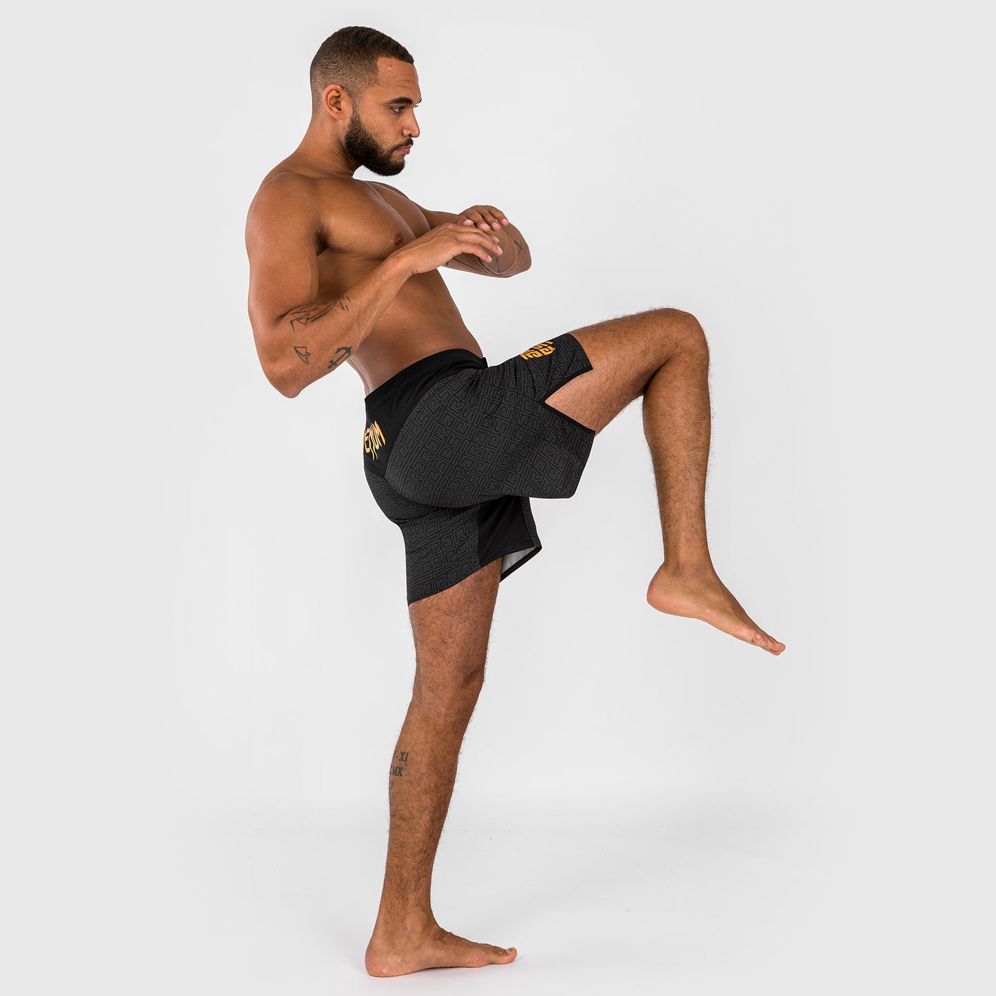 Venum x Ares Pantalones de Lucha para Hombre - Negro/Dorado