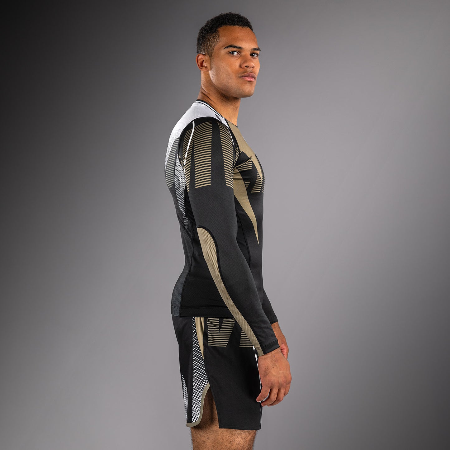 Venum Adrenaline Rashguard Manga Larga – Negro/Arena