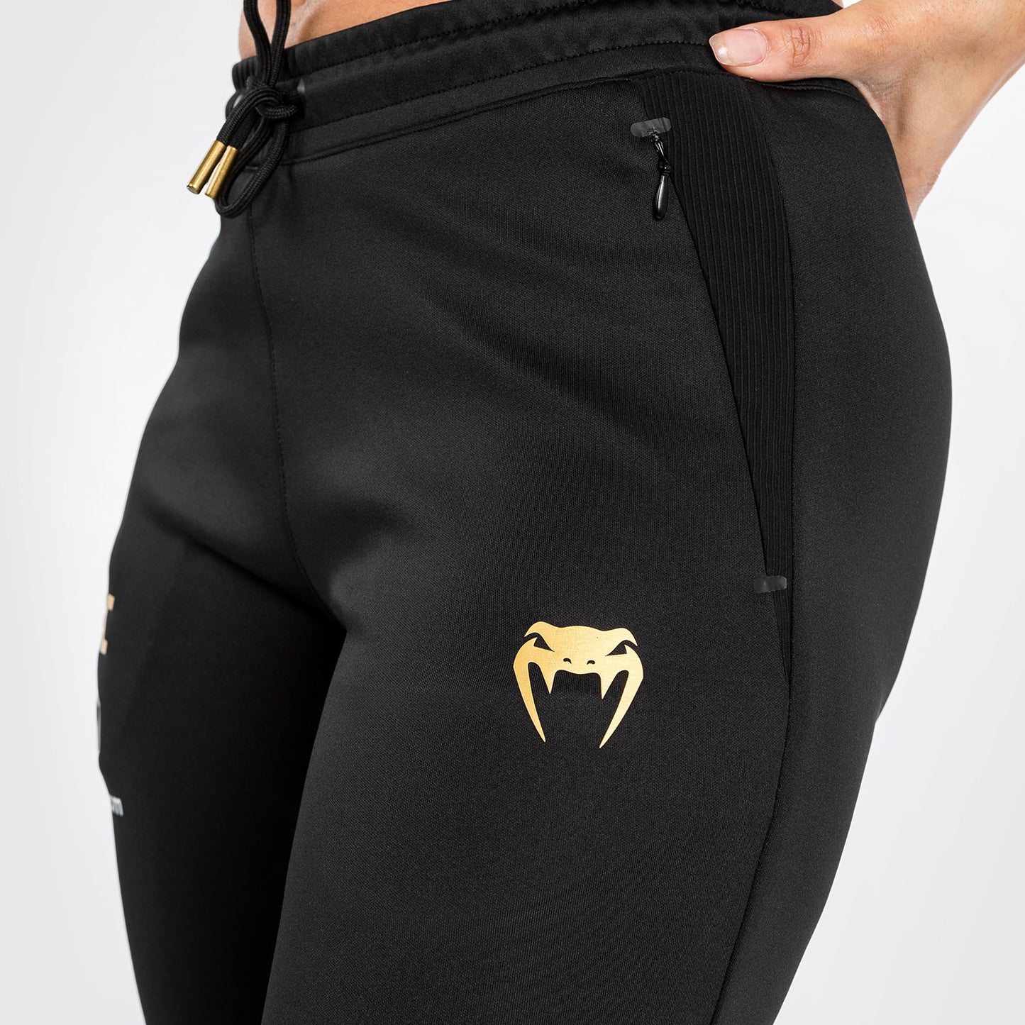 UFC Adrenaline by Venum Authentic Fight Night Pantalón Walkout para Mujer - Champion