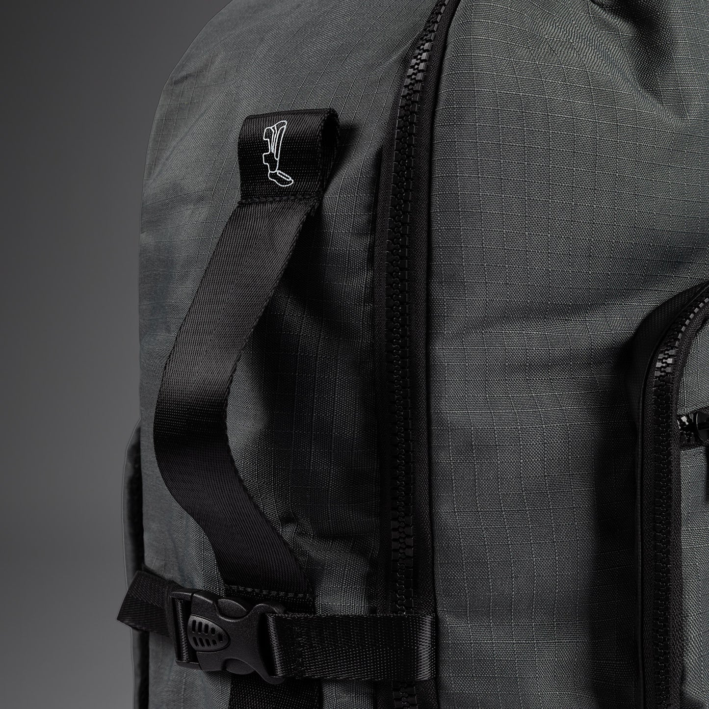 Venum Evo 2 Xtrem Mochila (50-63L) – Gris Tormenta