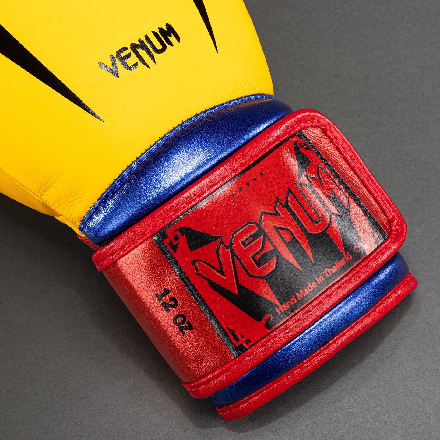 Guantes de Boxeo Venum Giant 3.0 - Amarillo/Azul/Rojo