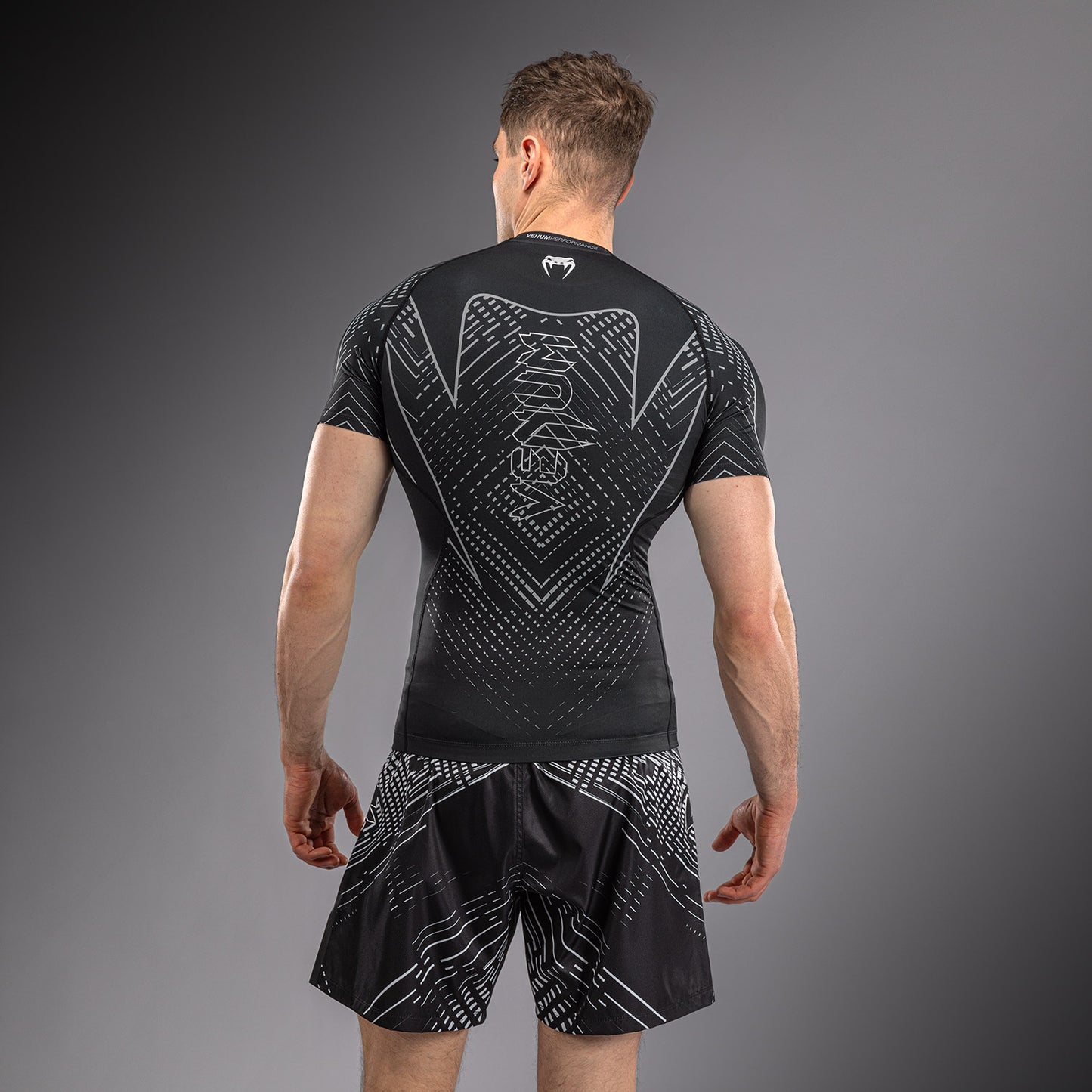 Venum Midnight Fury Rashguard Manga Corta – Negro/Gris/Plata