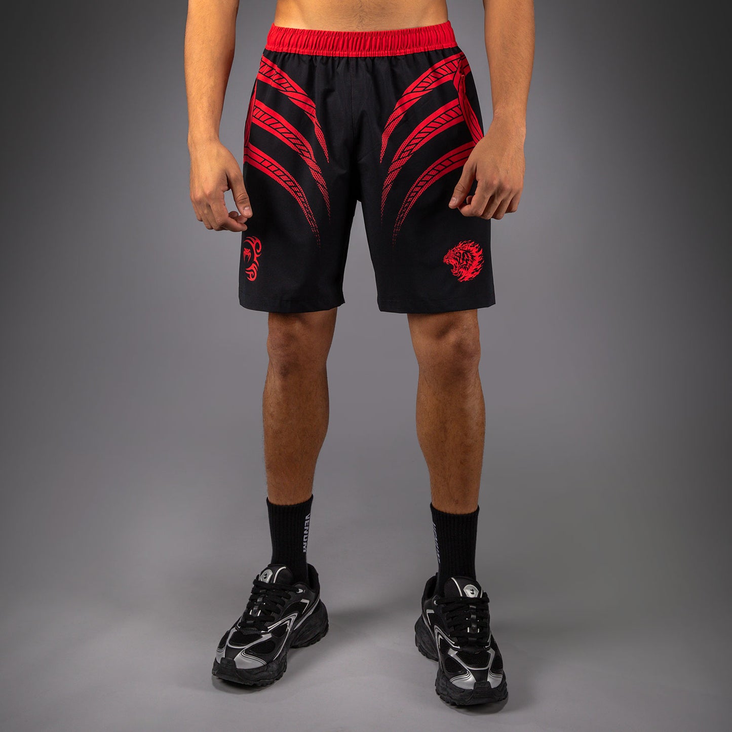 Venum x Mike Tyson Tiger Training Pantalones Cortos - Negro Profundo/Rojo Intenso