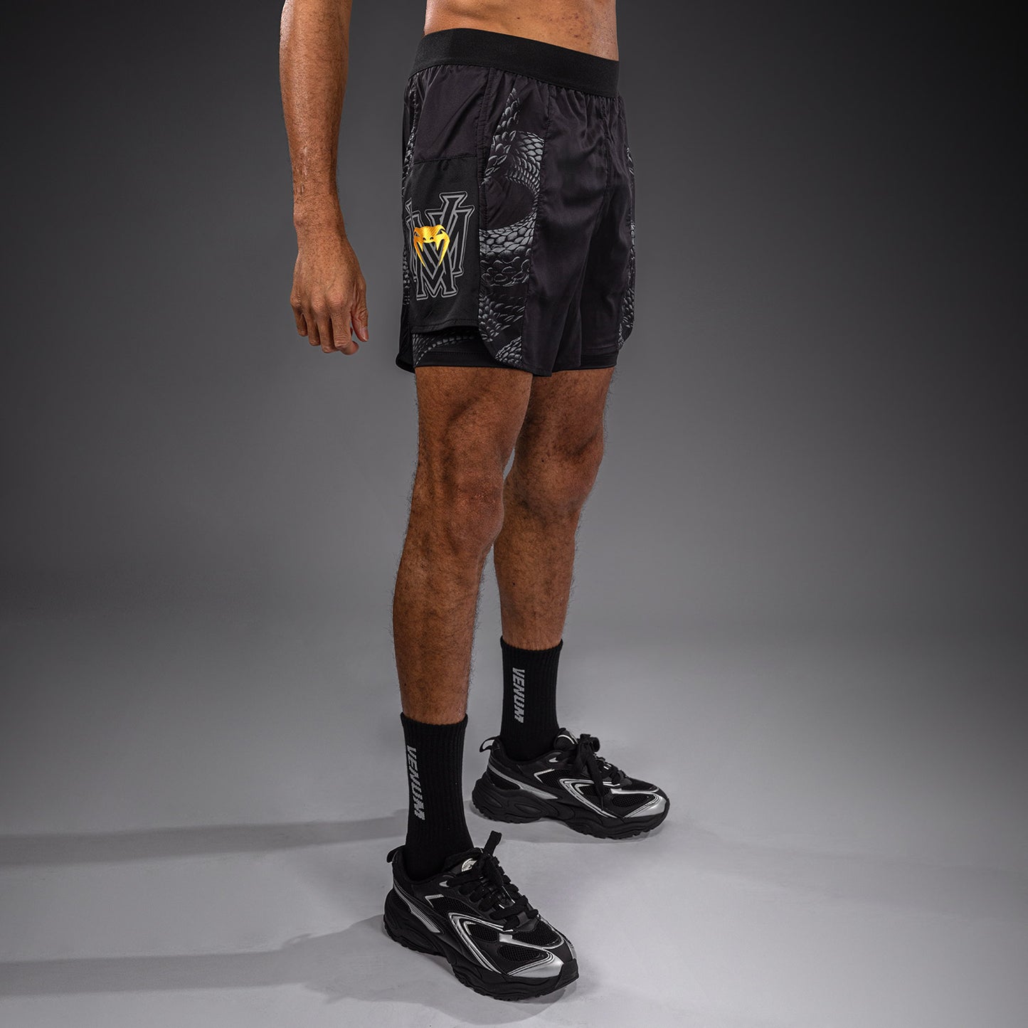 Venum Matupa Short de Entrenamiento - Negro/Gris/Oro