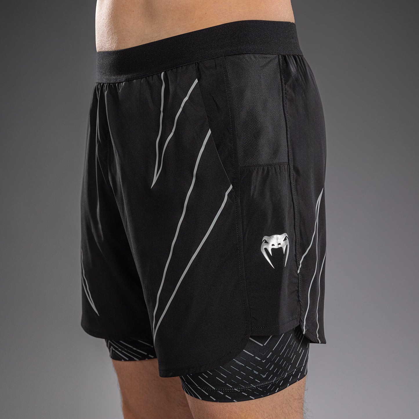 Venum Midnight Fury Pantalón Corto de Entrenamiento – Negro/Gris/Plata