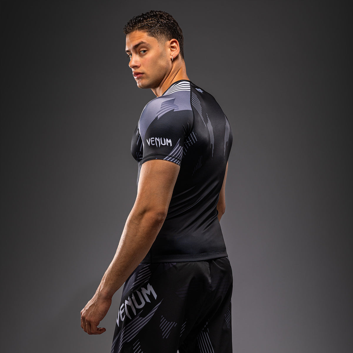 Venum No-Gi 6.0 Rashguard Manga Corta - Negro/Blanco