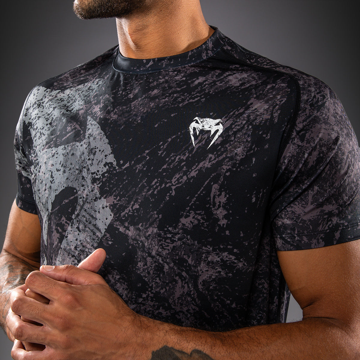 Venum Rage & Workout Camiseta Dry Tech - Negro/Gris
