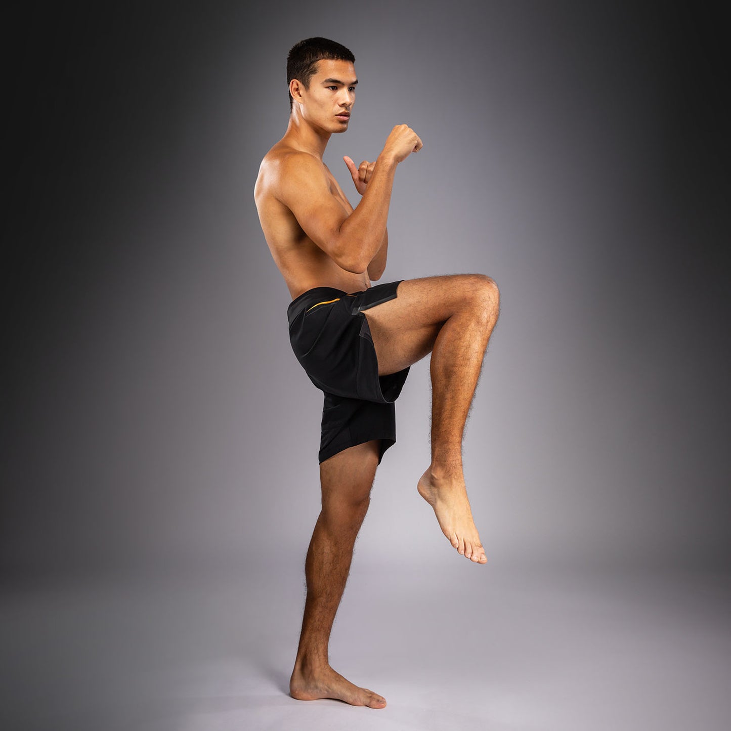 Venum G-Core Pantalón Corto de Combate Negro/Oro