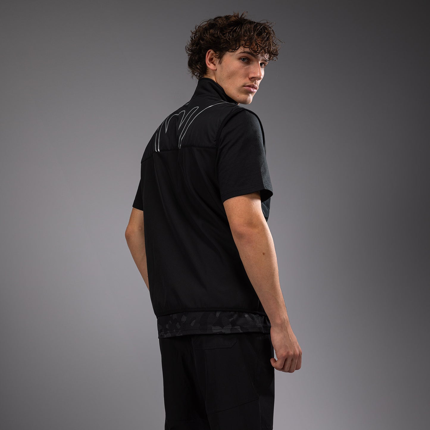 Venum Paddock Chaqueta Softshell Manga Corta - Negro